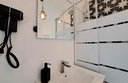 Mascate - Appartement avec terrasse privée et climatisation - Foto 19