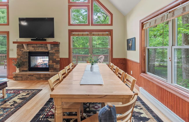 Bear Paw Lodge by Avantstay Hot Tub Deck Fire Pit - Foto 9