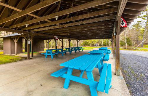 Sauna, Fire Pit Spacious and Serene Poconos Getaway - Foto 40