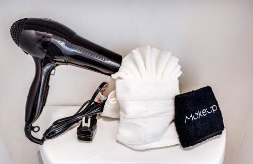 Book Now!- Fenced Yard - BBQ Grill & 4 Tvs -Luxury Getaway -Floyd's Freedom- - Foto 27