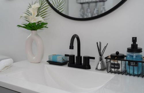 Luxury 5BR Cincinnati, Sleeps 12, Crib, Home Gym, Fenced Backyard - Foto 18