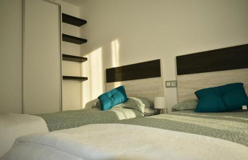 APART TURISTICOS MARINE REST LA MANGA MAR MENOR piscinas privadas - Foto 64