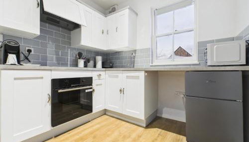 Stylish 1-Bedroom Apartment - Barton Heights, Central Tewkesbury - Foto 1, stove, toaster