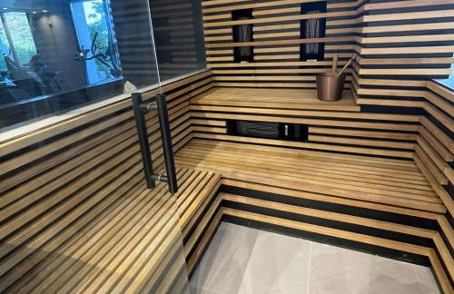 ULTIMATE LUXURY DREAM VILLA with 7 BEDROOMS, GYM, SPA and INFINITY POOL - Photo 6