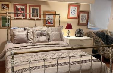 Charming 1-bedroom Basement Close to DC Pets Allowed - Photo 4