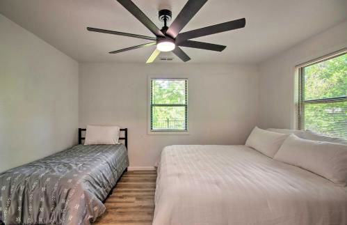 Lakefront Home, Pet Friendly, Sleeps 20, Private Dock - Foto 15