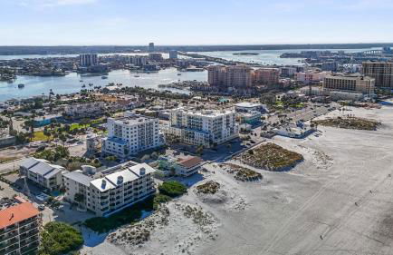 Newly Reno Beachfront Escape I Steps to Beach - Foto 49