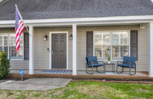 5min drive to AN Golf Club l Pet-Friendly l Big Backyard, BBQ & Fun Activities - Foto 33