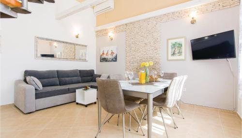 Two-Bedroom Holiday Home In Zemunic Gornji - Foto 2