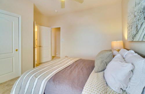 Patio with Tranquil Views! Home 14 Mi to Albuquerque - Foto 25