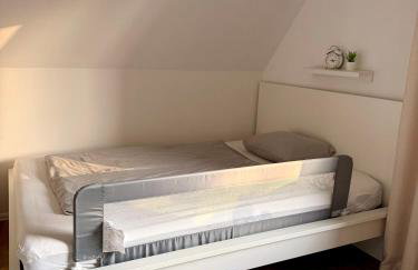 Piękny domek z dużym ogrodem - Foto 18