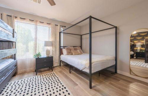 Scottsdale Paradise Poolside with Hot Tub & Gym - Foto 39