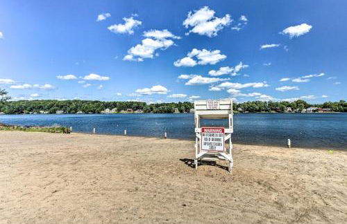 Walk to Lake Middlefield Home with Fire Pit - Foto 35