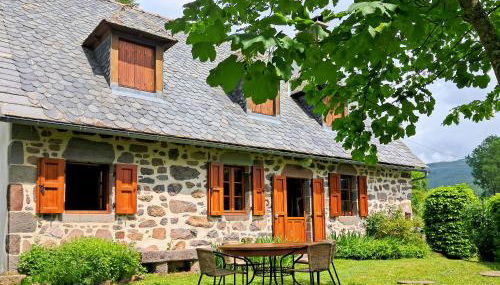 Le refuge de la vallée - 4 à 6 pers - proche de Salers - Foto 1