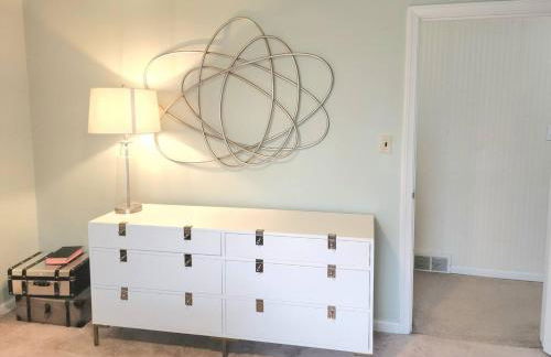 Your Home Away from Home Sleeps 12 Fully Equipped - Foto 10