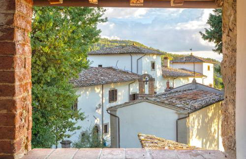 ISA-Farmhouse with swimming-pool in Chianti-area in the middle of Tuscan nature - Foto 3