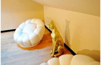 Duplex Safari jusqu'à 4 personnes, Spa XXL, day use, 5 min centre ville, cinéma, cascade et lit sous les arbres - Foto 41