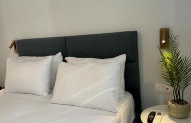 Kyveli LuxuryRooms - Photo 32