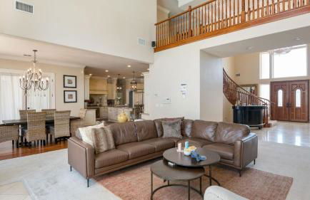 Grand Contento by AvantStay Extraordinary Estate w Pool Movie Room - Foto 12