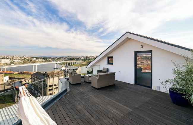 C312 Riverside View Premium Apartment w/ AC & Terrac - Foto 22