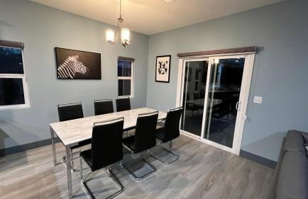 Family Friendly Contemporary House with Pool - Foto 19