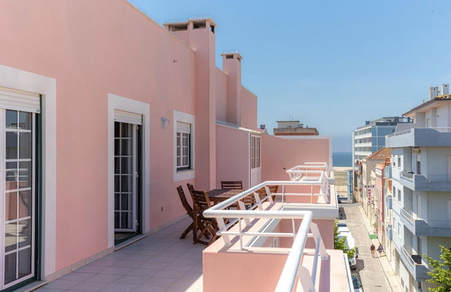 Terrace Bairro Novo by Rent4all - Photo 3