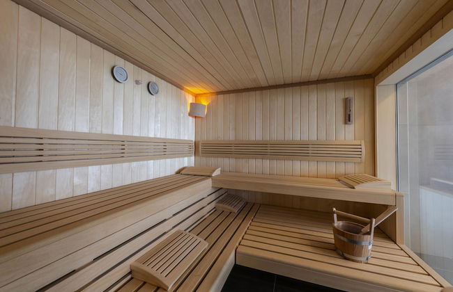 Central Park Residence - Photo 63