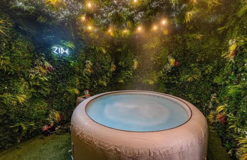 Luxe 5-bedroom House with Hot Tub, Pool table & Football Table - Foto 18