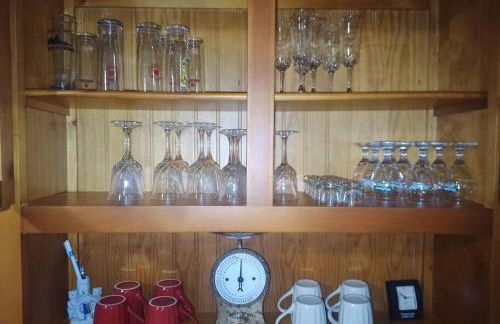 Between Beach & Center - Photo 4