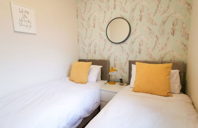 Shoreline Angel Apartments - Photo 1