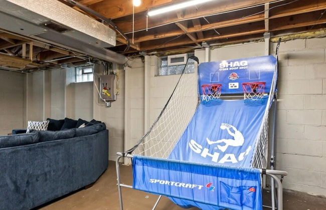 Brew City Game Room Fenced Yard Sleeps 13 - Foto 71