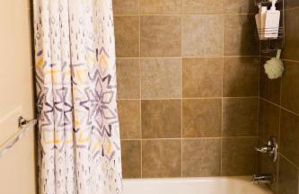 Industrial Escape 2bd 2bath - Photo 16