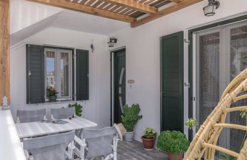 Emanouela's apartment in the center of Adamas - Foto 16