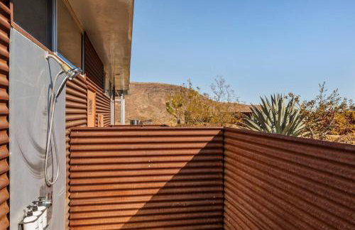 Steel & Solace By The Cohost Company - Foto 64