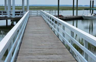 Low Country Cottage in Beautiful Habersham - Photo 8