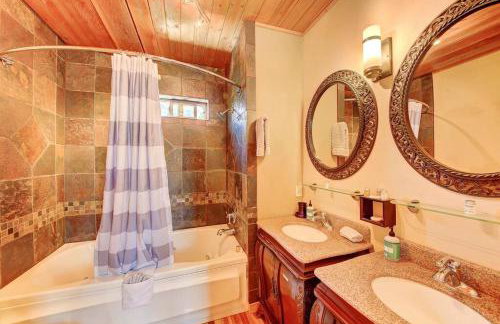 Lakefront property w/boat lift - Foto 18