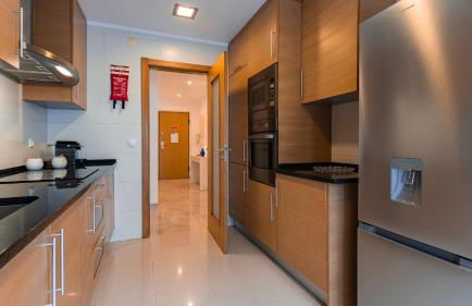 3 Bedroom Oeiras Wonder W/ Balcony by LovelyStay - Foto 40