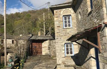 Chariklia Traditional House - Photo 9