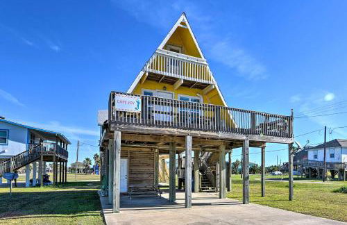 2 Blocks to Surfside Beach A-Frame Home with Deck - Photo 1