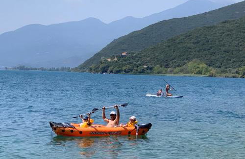 The Lake House'' -Trichonida Lake - Foto 44