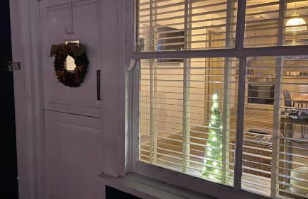 FROM BBC1s BEYOND PARADISE - - Prospect House - - 17th Century Character COTTAGE - - CONNECTING APARTMENTS - - Kids Bunk Room - - Free Public Parking - Foto 44