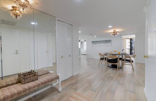 Luxury Beachfront Condo, Pool, Tennis Court, Sauna, Gym #locationenvy - Photo 32