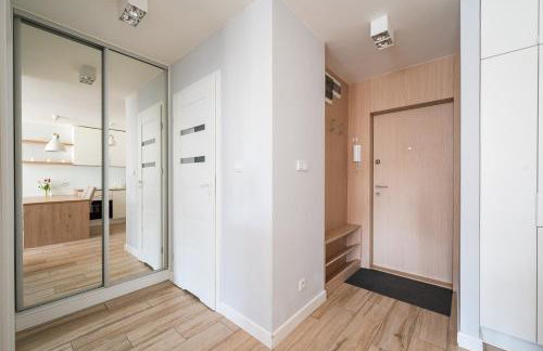 Rondo ONZ Modern Apartment by BookingHost - Foto 18