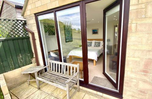A secluded self contained Country Suite with a view - parking, easy access to Bath - Photo 14
