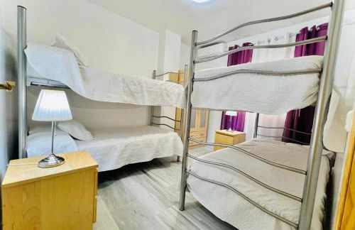 Precioso apartamento cerca del mar con wifi, piscina y parking - Photo 5