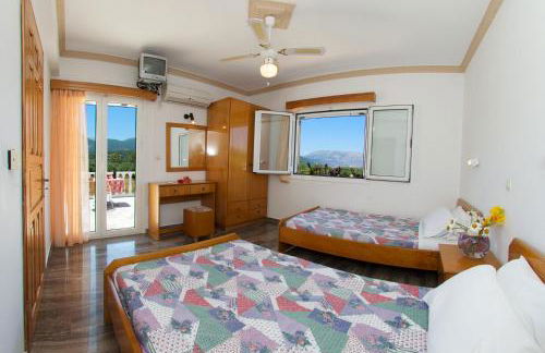 Nikos Studios and Apartments - Photo 12