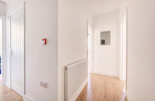 2 Bedroom Apartment in Brixton with Wi-Fi - Photo 26