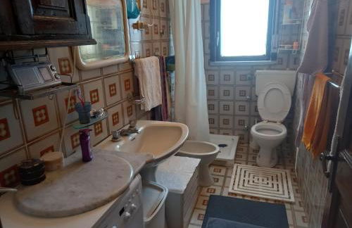 CALABRIA COLLINA DI SCILLA CASALE OSTELLO1800 SELF SERVICE GIARDINO STANZE E APPARTAMENTI PER FAMIGLIE COPPIE E SINGLE Melia Pzza S Gaetano 16 - Foto 36