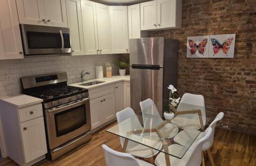 Relax and unwind at this Chic Bed-Stuy Brownstone - Foto 3