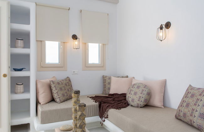 Naxian Lounge Villas - Photo 44